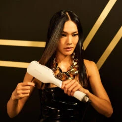 Lisseur GHD Séchant Duet Style 2-en-1 Blanc 12 Lisseur GHD Séchant Duet Style 2-en-1 Blanc -Coiffure Boutique lisseur ghd sechant duet style 2 en 1 blanc 1 2