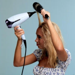 Sèche-cheveux Ghd Helios™ Bleu ID Collection 2200W 6 Sèche-cheveux Ghd Helios™ Bleu ID Collection 2200W -Coiffure Boutique seche cheveux ghd helios bleu id collection 2200w 2